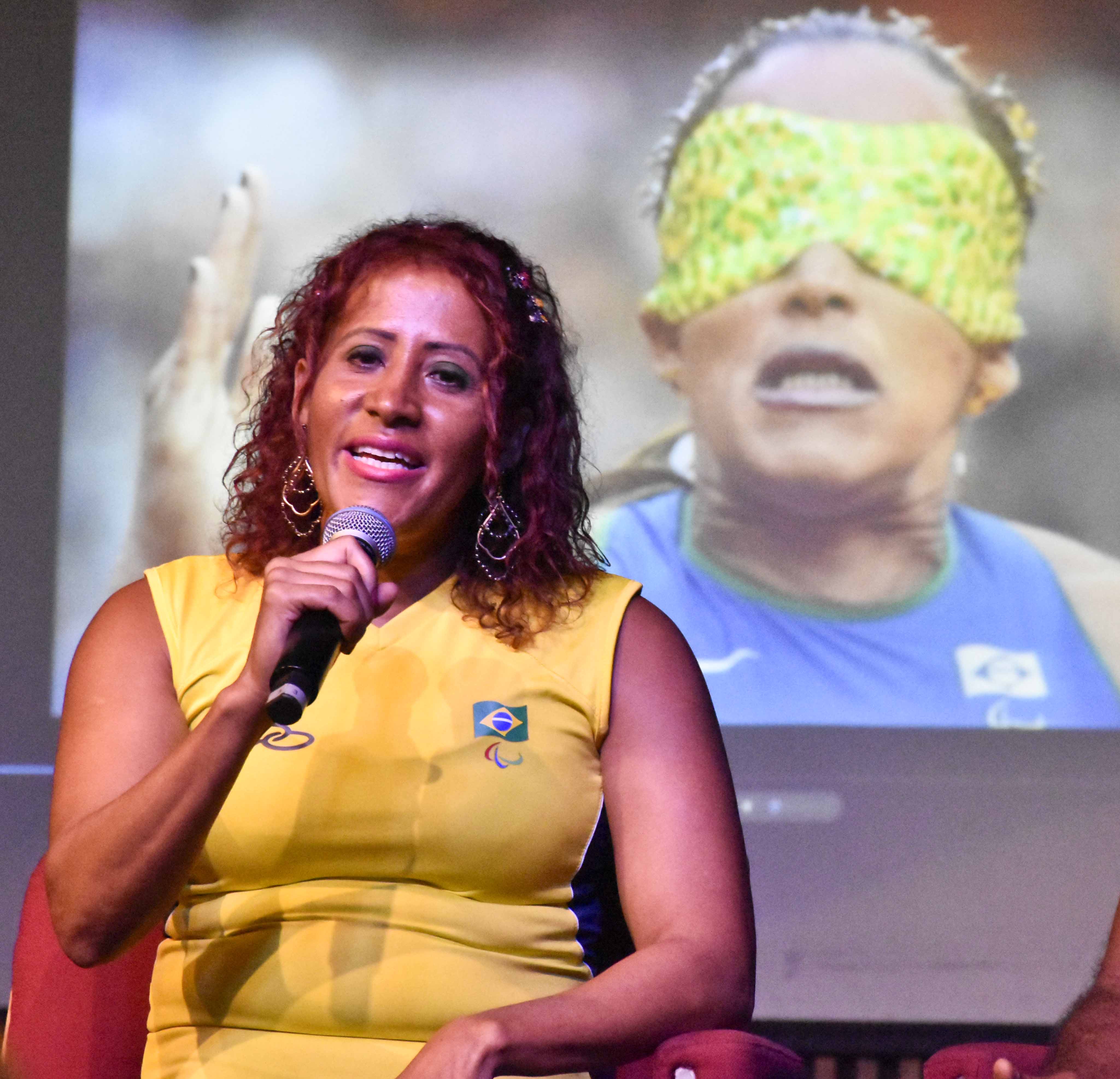 Terezinha Guilhermina -ousadia, otimismo e autoconfiança em sua fala motivadora