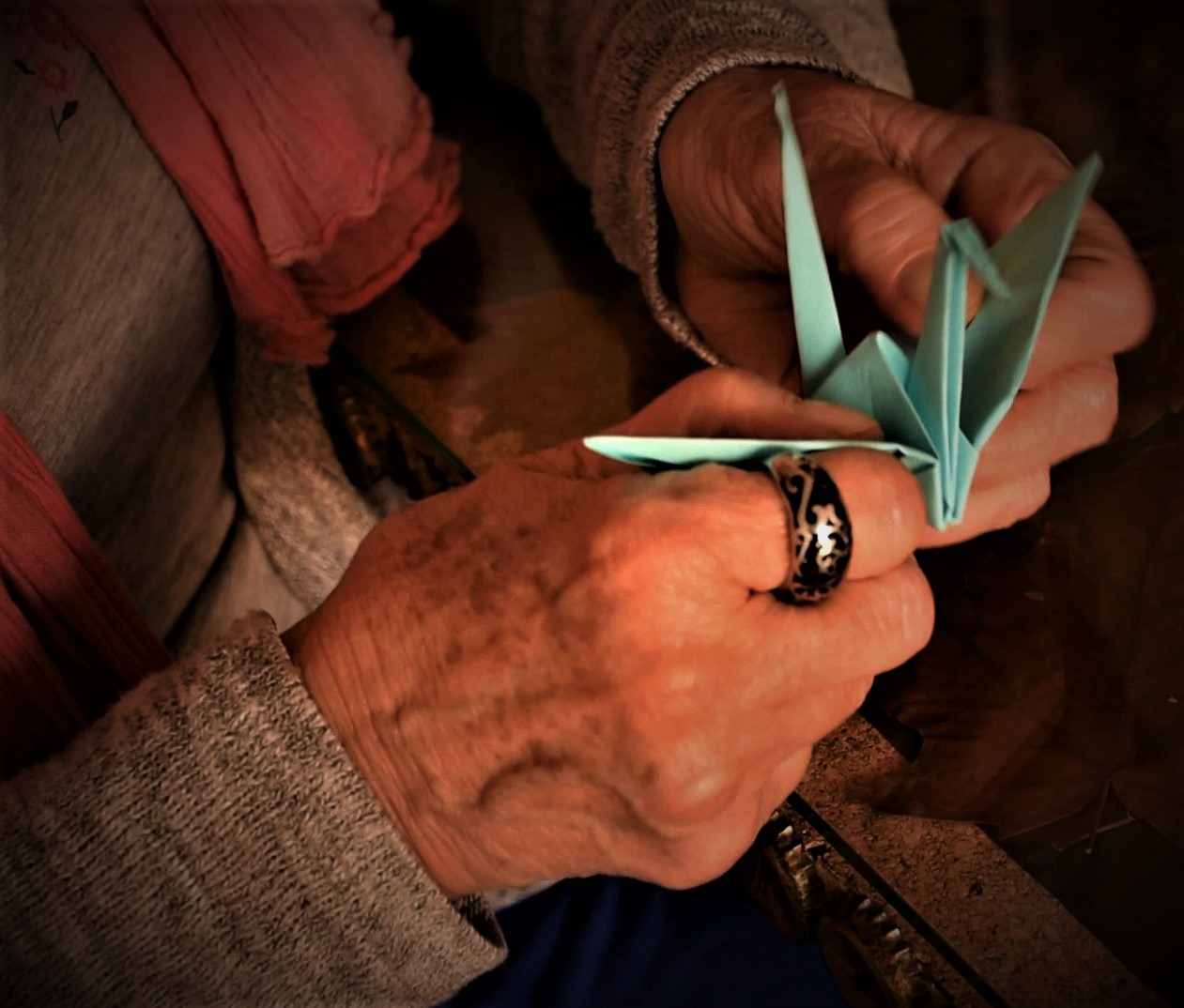 Pássaros da Paz - O Origami como aproximação para o desenvolvimento da concentração